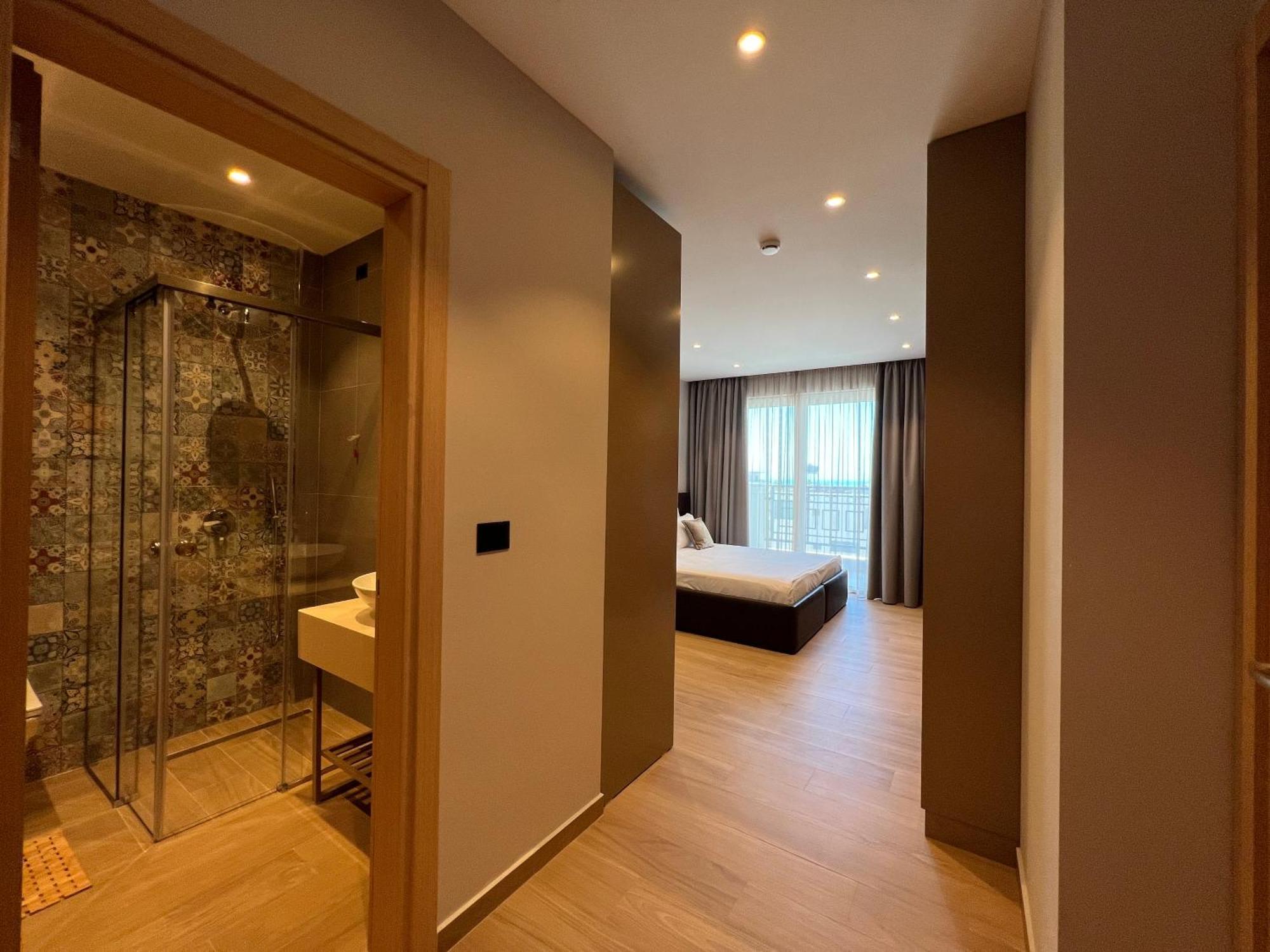 Hotel apartamentowy Coastline Luxury Golem (Tirana)