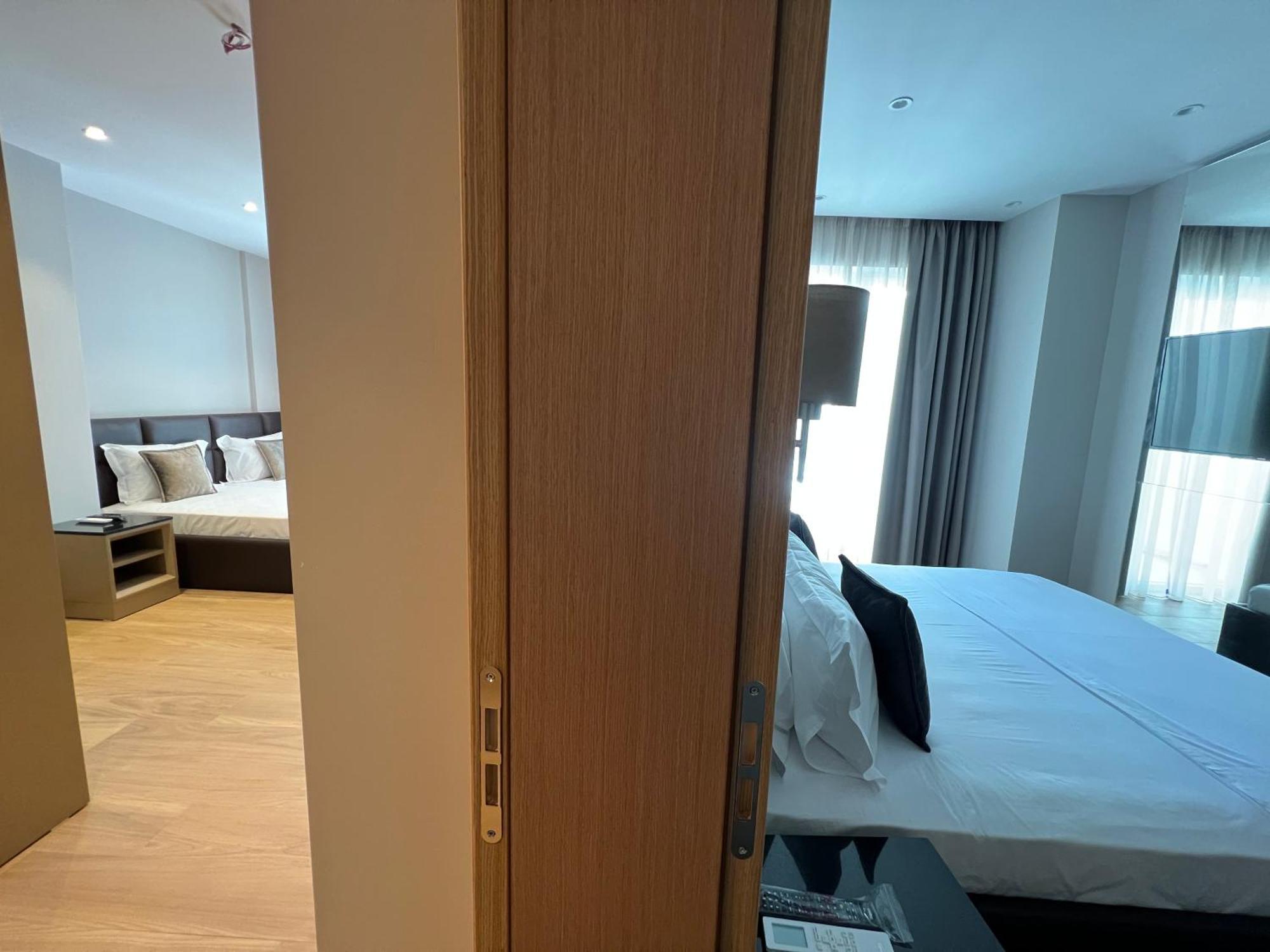 Coastline Luxury * Golem (Tirana)